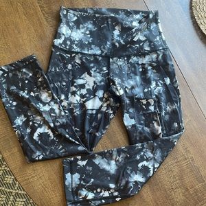 Wunder Under High Rise Crop 21”